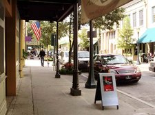 BLOGwebphoto-DowntownDauphinSt102509 [01]